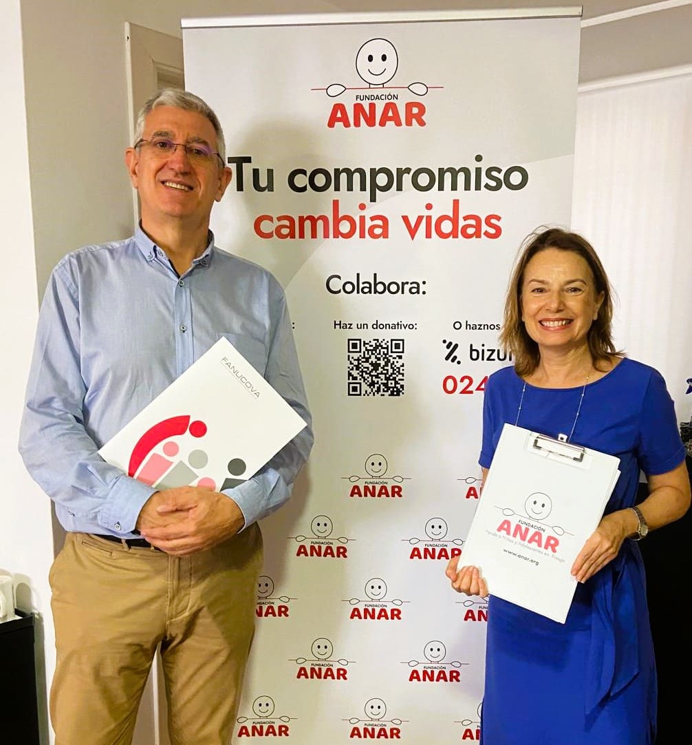 Fundación ANAR y FANUCOVA firman un convenio de colaboración para desarrollar proyectos conjuntos
